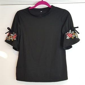 BOHO EMBROIDERY TEE